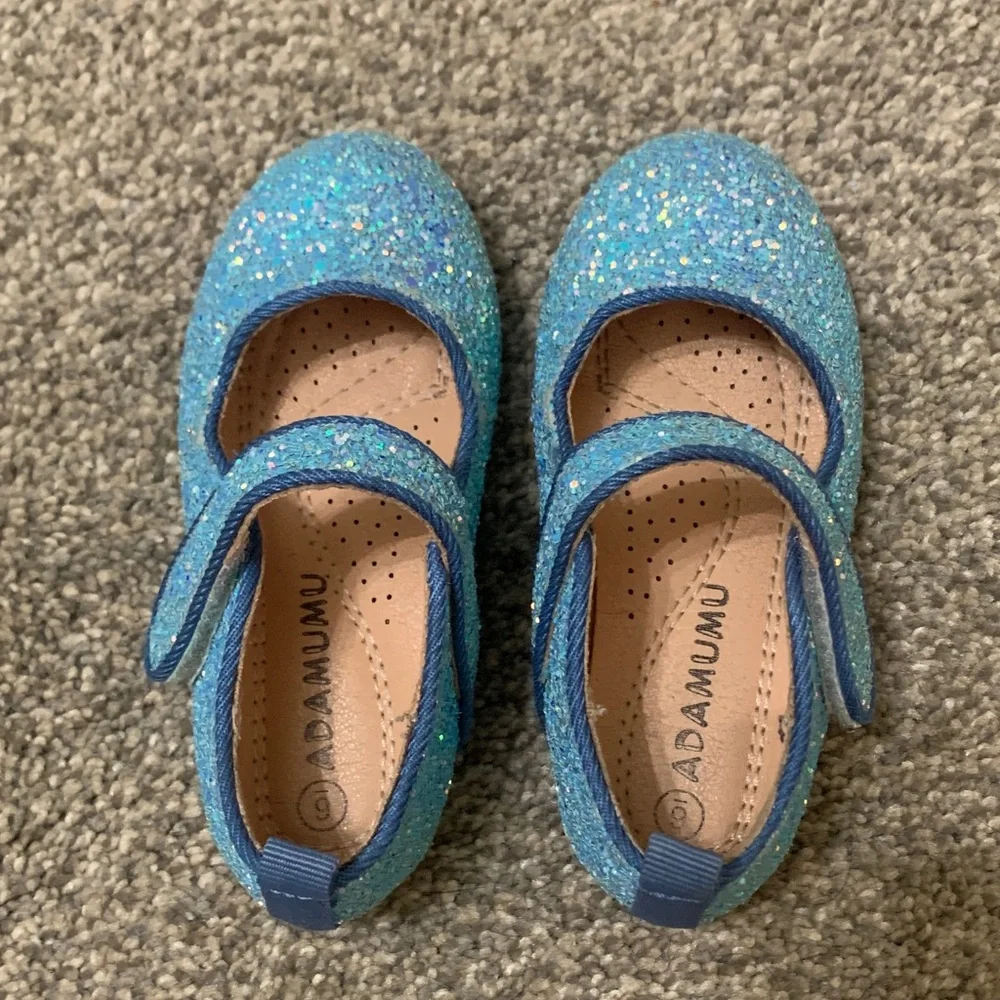 Adamumu Kids Sparkly Blue Dress Shoes Size 6T